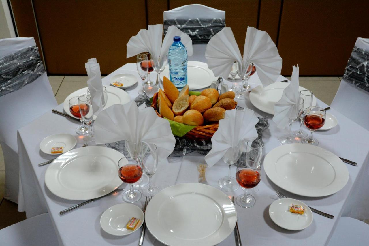 Hotel La Falaise Yaoundé エクステリア 写真