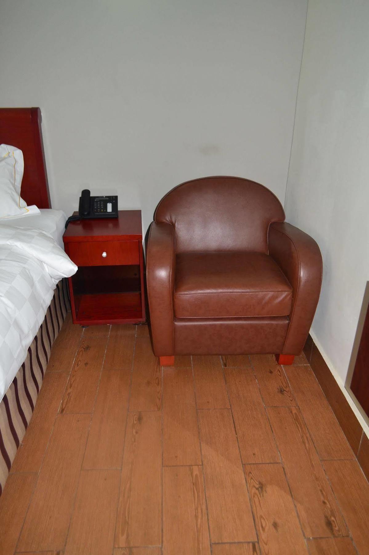 Hotel La Falaise Yaoundé エクステリア 写真