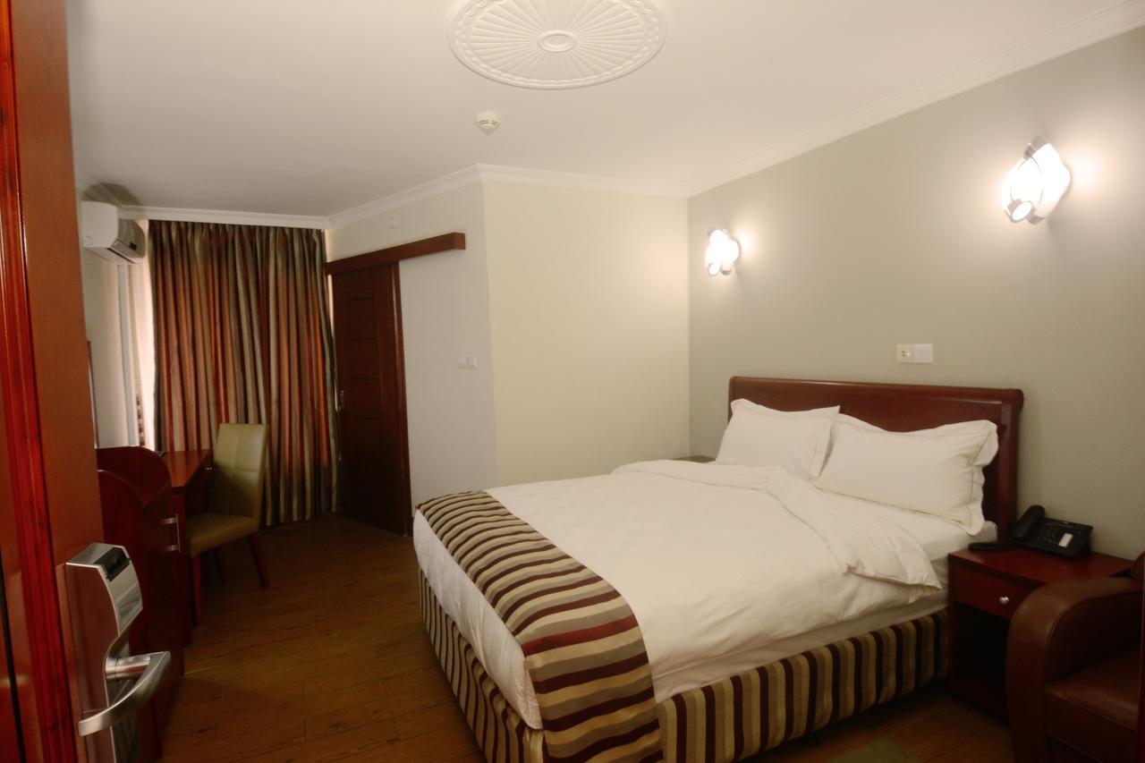 Hotel La Falaise Yaoundé 部屋 写真